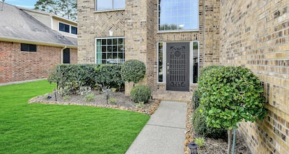 Spacious 4-bedroom house in fabulous Seabrook close to NASA and Kemah Boardwalk