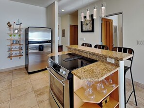 Condo (2 Bedrooms) | Property amenity - Ocean Grove 805 - Sea Deuce (Galveston)