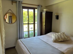 Fer et planche à repasser, Wi-Fi, draps fournis