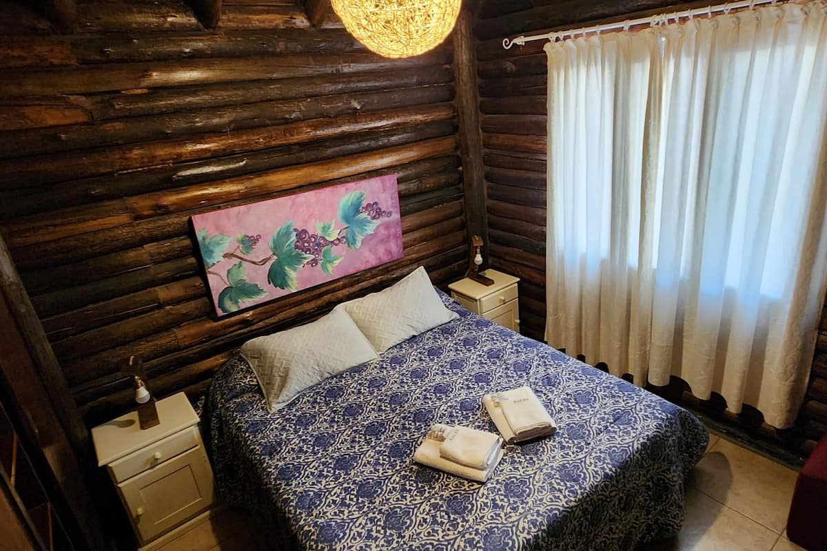 واي فاي مجانًا وملاءات أسرّة