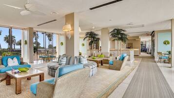 Condo (2 Bedrooms) | Property amenity