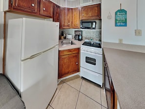 Condo (1 Bedroom) | Servicio de la propiedad