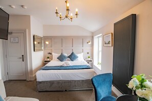 1 soverom, strykejern/-brett, internettilgang og sengetøy