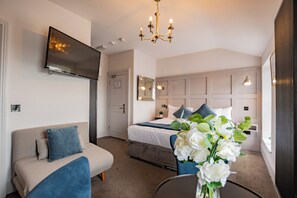 1 bedroom, iron/ironing board, Internet, bed sheets - Waterfront Studio in Howth (Howth)