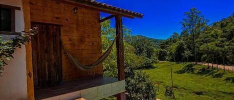 Romantisches Chalet, Veranda, Bergblick | Außenbereich