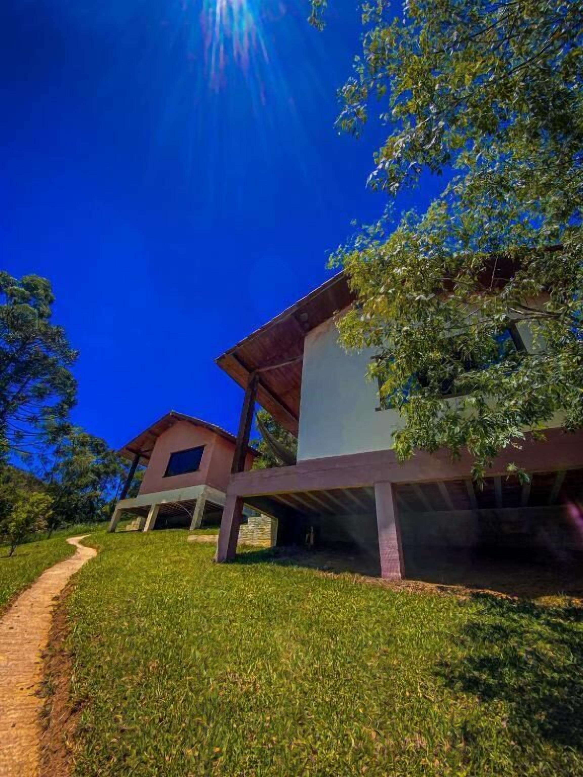 Romantisk alpehytte, lanai, fjellutsikt | Eksteriør