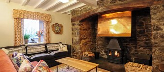 Bryn Y Garreg Cottage - The Wireless Free Farm