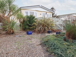 Property grounds - Ms Merryn 37 St. Cadocs (Padstow)