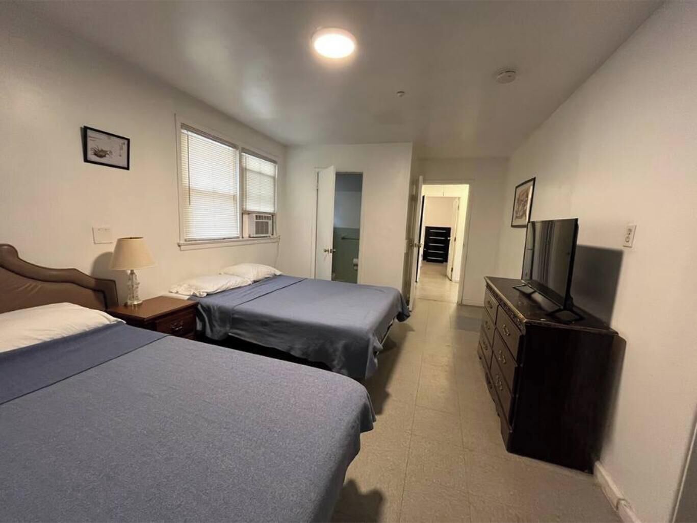 Internet, bed sheets