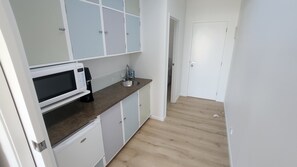 Private kitchen - Absolute beach front comfort and luxury. (Waihi Beach)