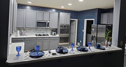 Spacious 4-bedroom house in lovely Martinsburg