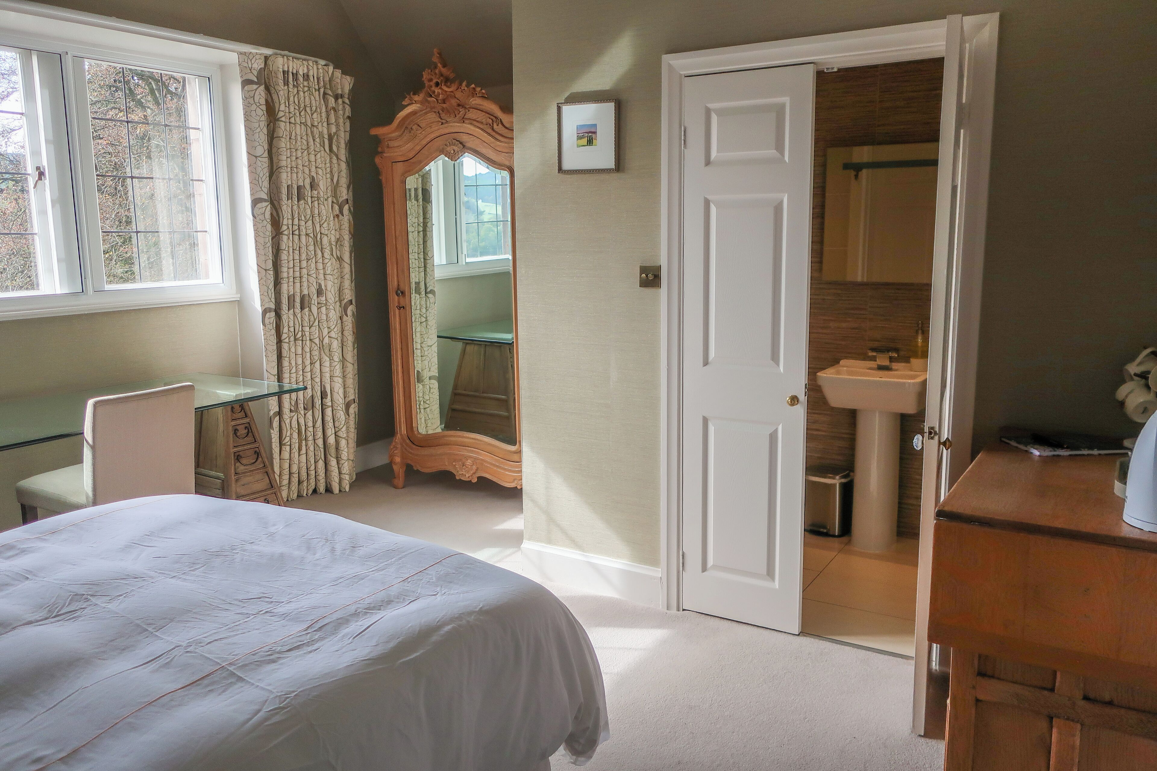 Standard Double Room, River View | Free WiFi