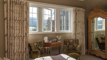 Standard Room, River View | Free WiFi