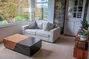 Living area - Windlestraw Guesthouse (Walkerburn)