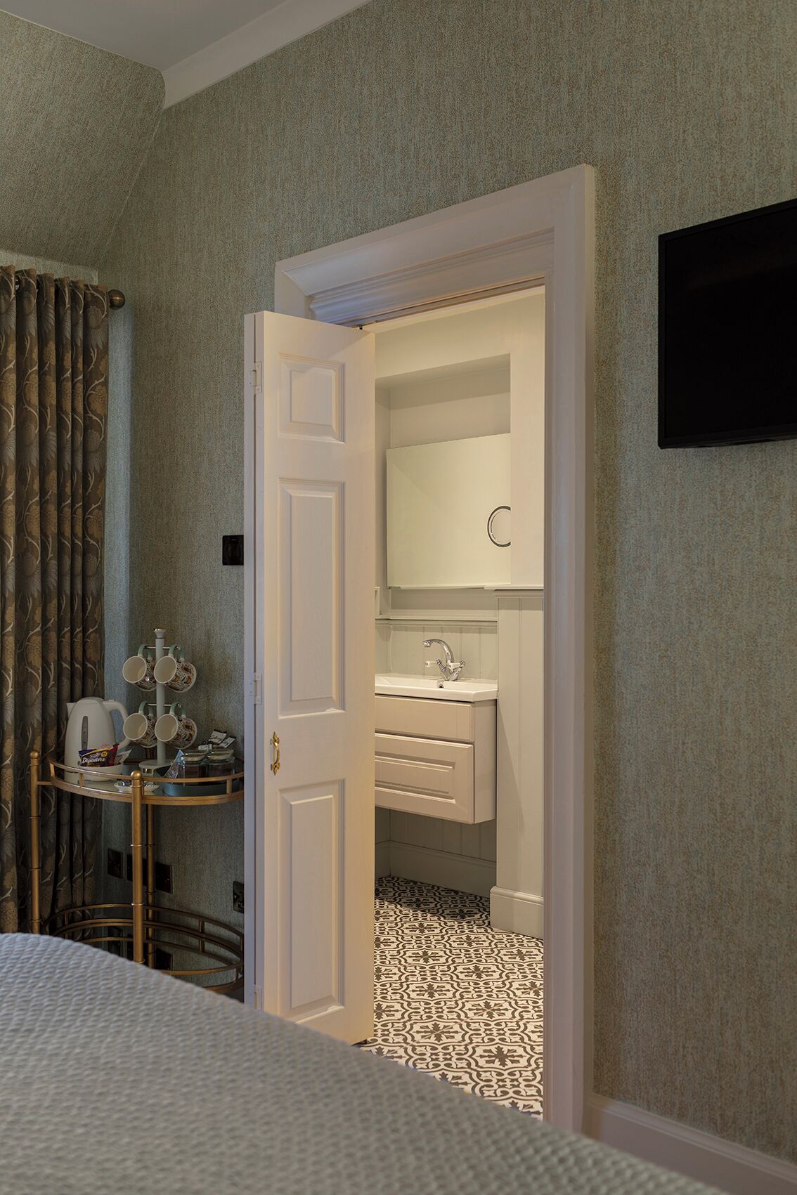 Standard Room, Garden View | Free WiFi