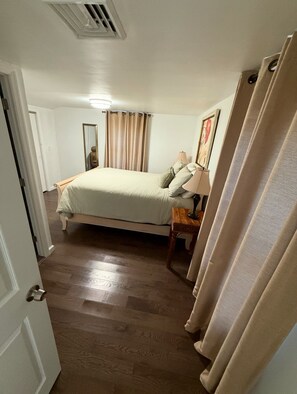 Bügeleisen/Bügelbrett, WLAN, Bettwäsche