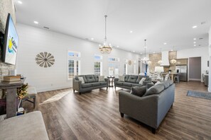 House, Multiple Beds, Pool Access, Pool View (Indigo Manor) | Living area - Large Lux Home,private Pool,spa,backyard, 6 Bdrms, Beach,wharf, OWA 15 Mins Away (Foley)