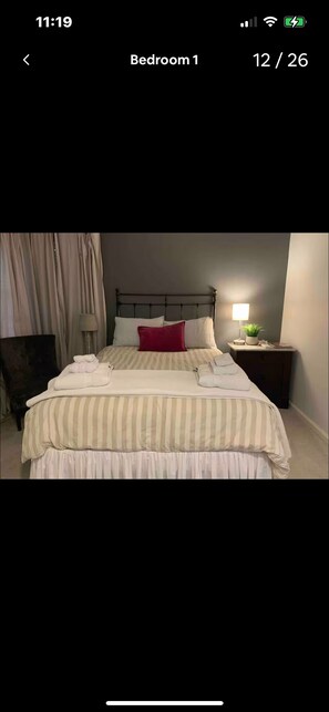 Bügeleisen/Bügelbrett, Internetzugang, Bettwäsche