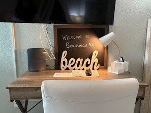 Interior - Beach Condo - Steps to the Beach (Gulf Shores)