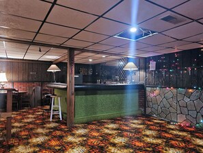 Bar (en el alojamiento)