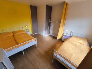 Room - Vrbo Property (Ham-sous-Varsberg)