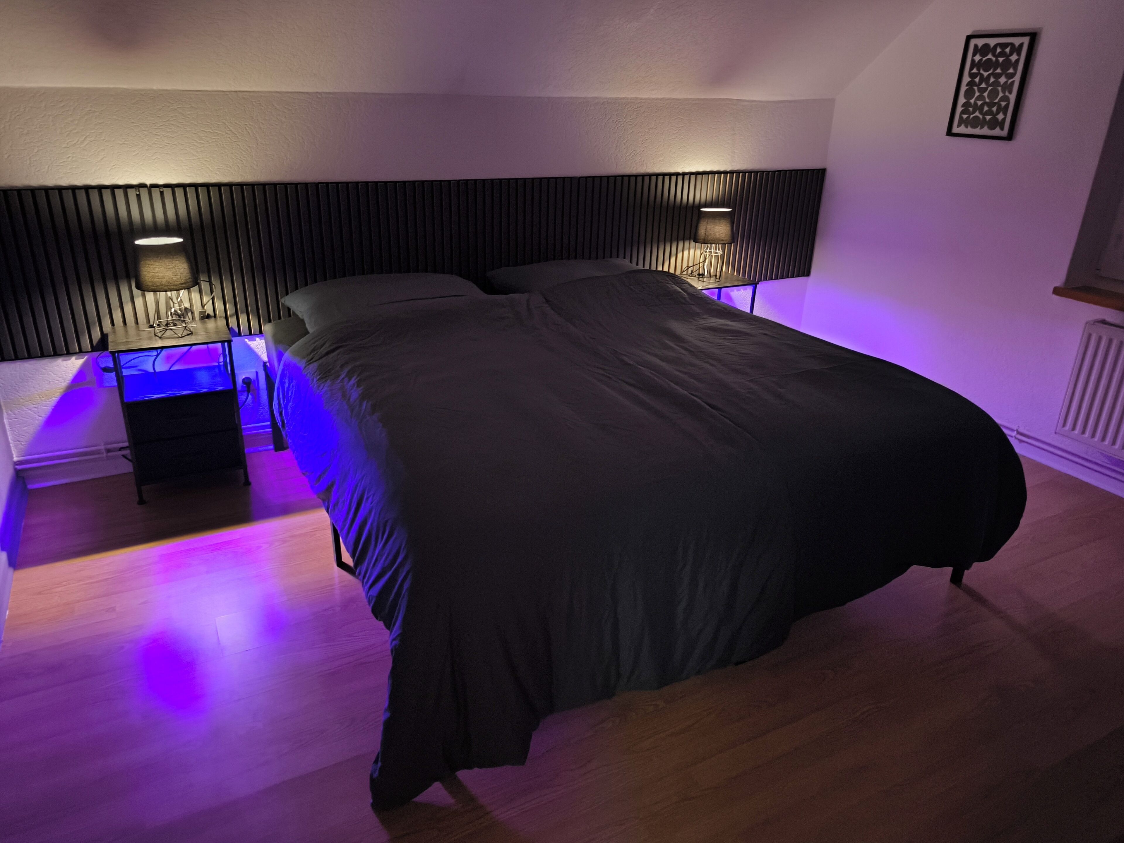 2 室のベッドルーム、アイロン / アイロン台、WiFi、ベッドシーツ