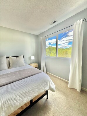 Strykejern/-brett, wi-fi og sengetøy