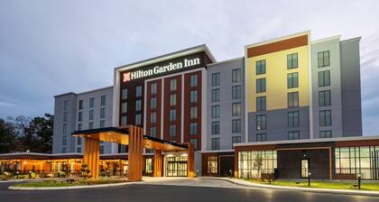 Hilton Garden Inn Kansas City Riverside