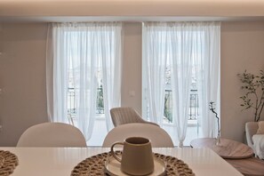 Interior - Kary's Filopappou View 1BR Apartment (Athina)