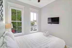 Ferros/tábuas de passar roupa, Wi-Fi, roupa de cama