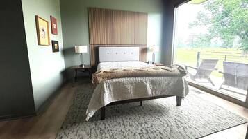 Bügeleisen/Bügelbrett, WLAN, Bettwäsche