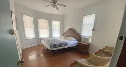 Fabulous 5-bedroom bungalow with AC in Atlantic City