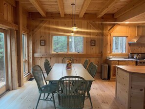 Dining - Charming Waterfront 4-bedroom lake house with AC in Mount Vernon, ME. (Mount Vernon)