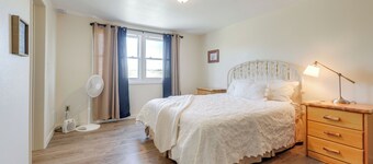 3 Mi to Downtown: Mountain-View Riverton Retreat!