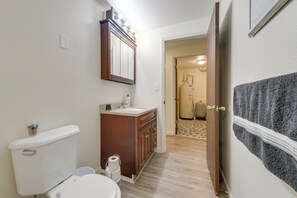 Hair dryer, towels - 3 Mi to Downtown: Mountain-View Riverton Retreat! (Riverton)