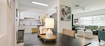 Intracoastal Getaway! North Palm Beach Apartment