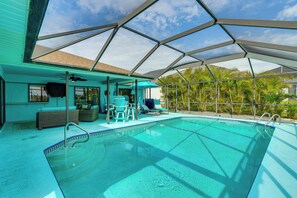 Pool - Family Fun in Cape Coral! Colorful Home w/ Dock (Cape Coral)
