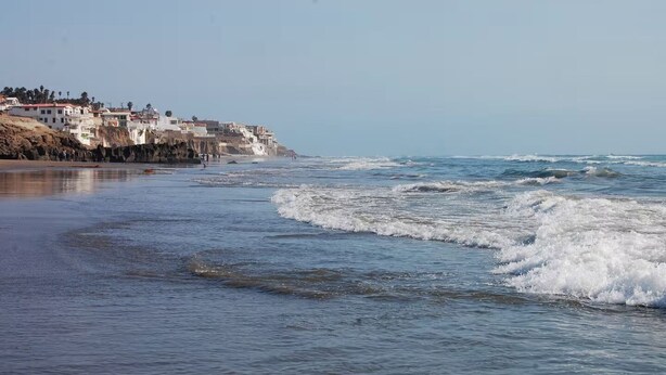 Beach - The Beach Life. Beautiful 3-bedroom beach house in San Antonio del Mar, Baja. (San Antonio del Mar)