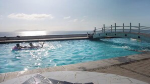 Pool - The Beach Life. Beautiful 3-bedroom beach house in San Antonio del Mar, Baja. (San Antonio del Mar)