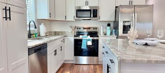 Sea Turtle Hideaway: Shell Yeah to Beach Vibes!