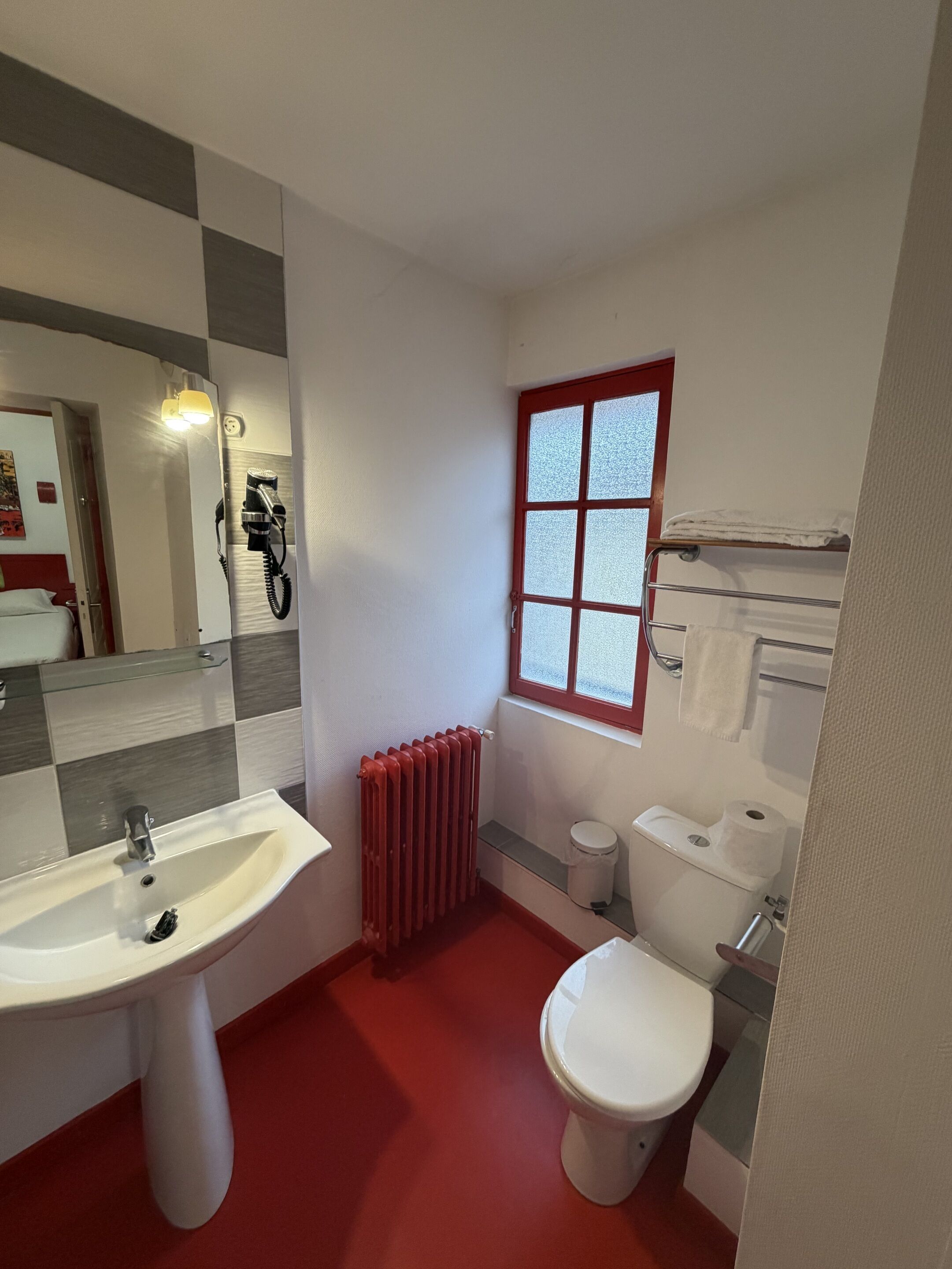 Standard-Doppelzimmer | Badezimmer