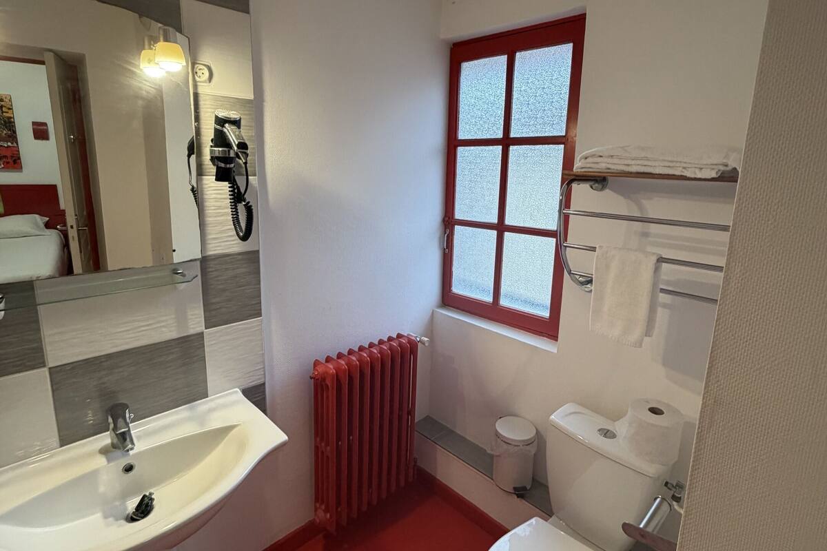 Standard-Doppelzimmer | Badezimmer