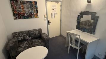 Suite superior, baño en la habitación | Lounge