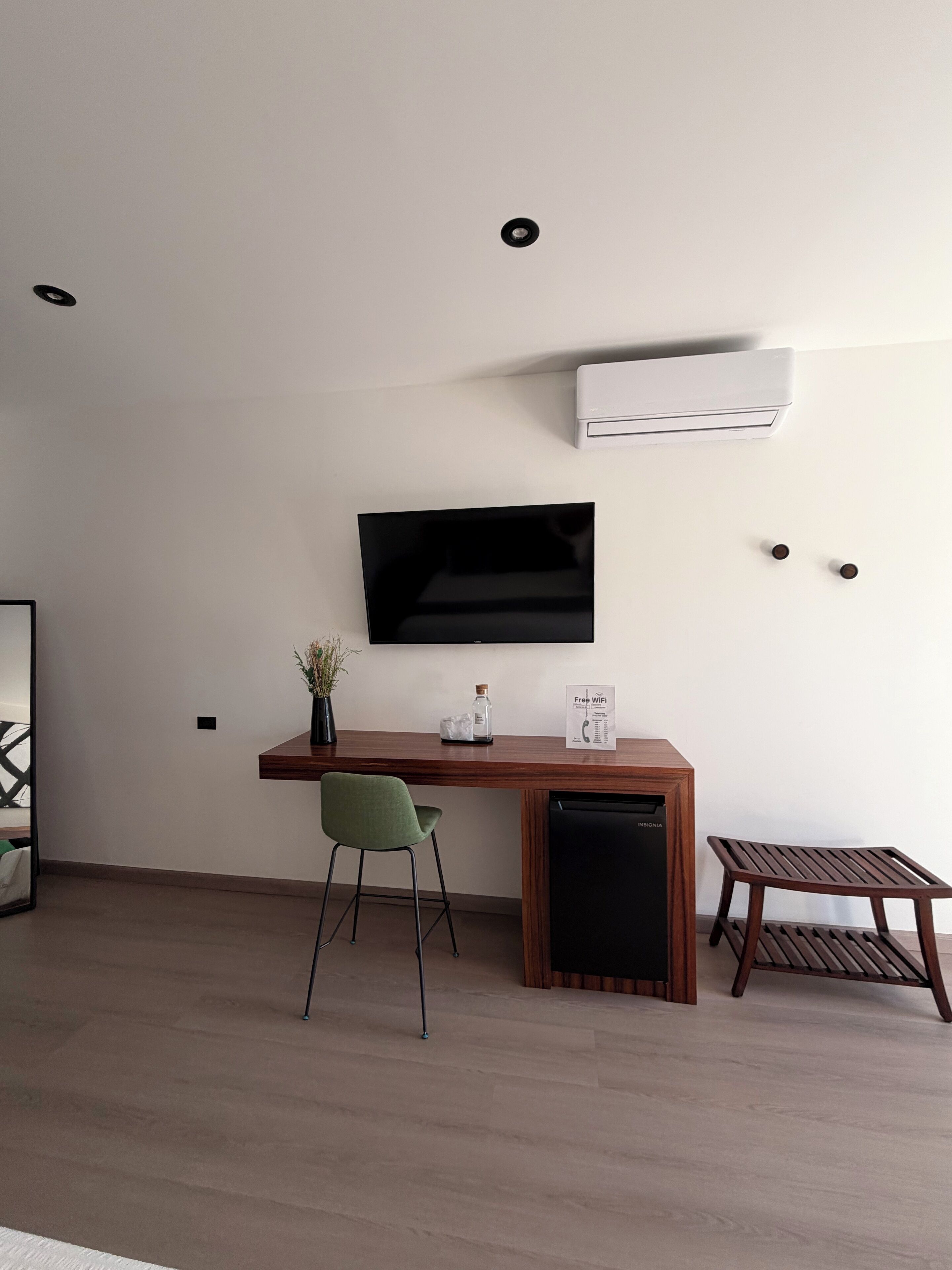 Standardzimmer | Laptopgeeigneter Arbeitsplatz, Bügeleisen/Bügelbrett, kostenloses WLAN