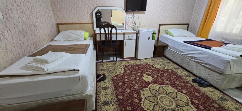 Classic Triple Room, City View | Free WiFi