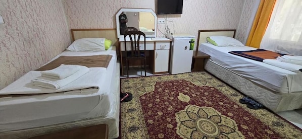 Classic Triple Room, City View | Free WiFi - Kenan Hotel (Doğubayazıt)