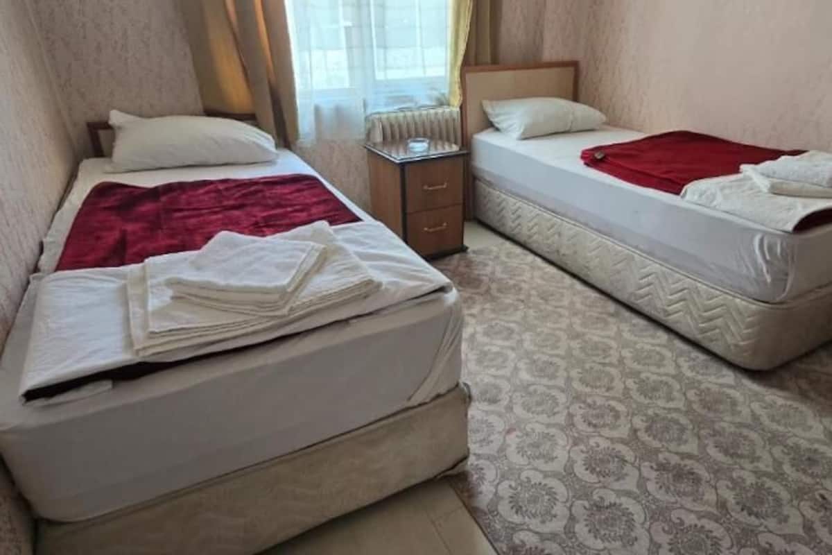 Classic Twin Room, City View | Free WiFi