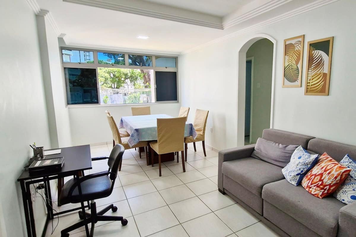 Basic Apartment | Living area