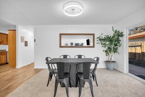 Dining - Sunny Side Retreat|Sleeps 15 (Sparks)