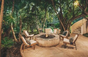 Terrace/patio - Two Palapa King | Mahekal Beach |  Stylish Bungalow w/ Ocean Views (Playa del Carmen)